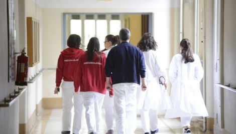 Sospesi i primi operatori sanitari non vaccinati.