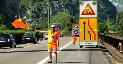 Prescrizioni di sicurezza per i lavoratori a contatto con traffico veicolare